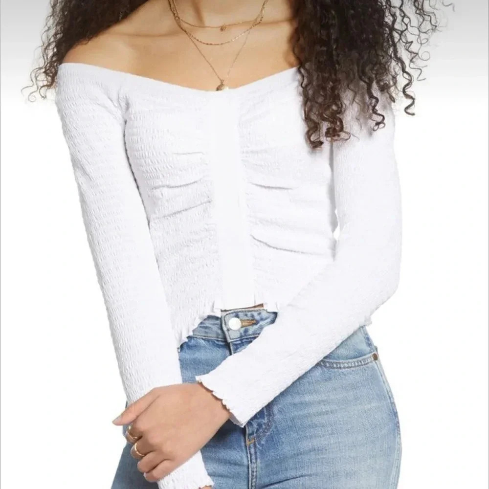 BP Women's White Ruched Long Sleeve crop top Size M